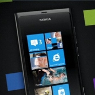 诺基亚大手笔宣传 Lumia 800，称“出色的”Windows Phone 吸引了众多消费者